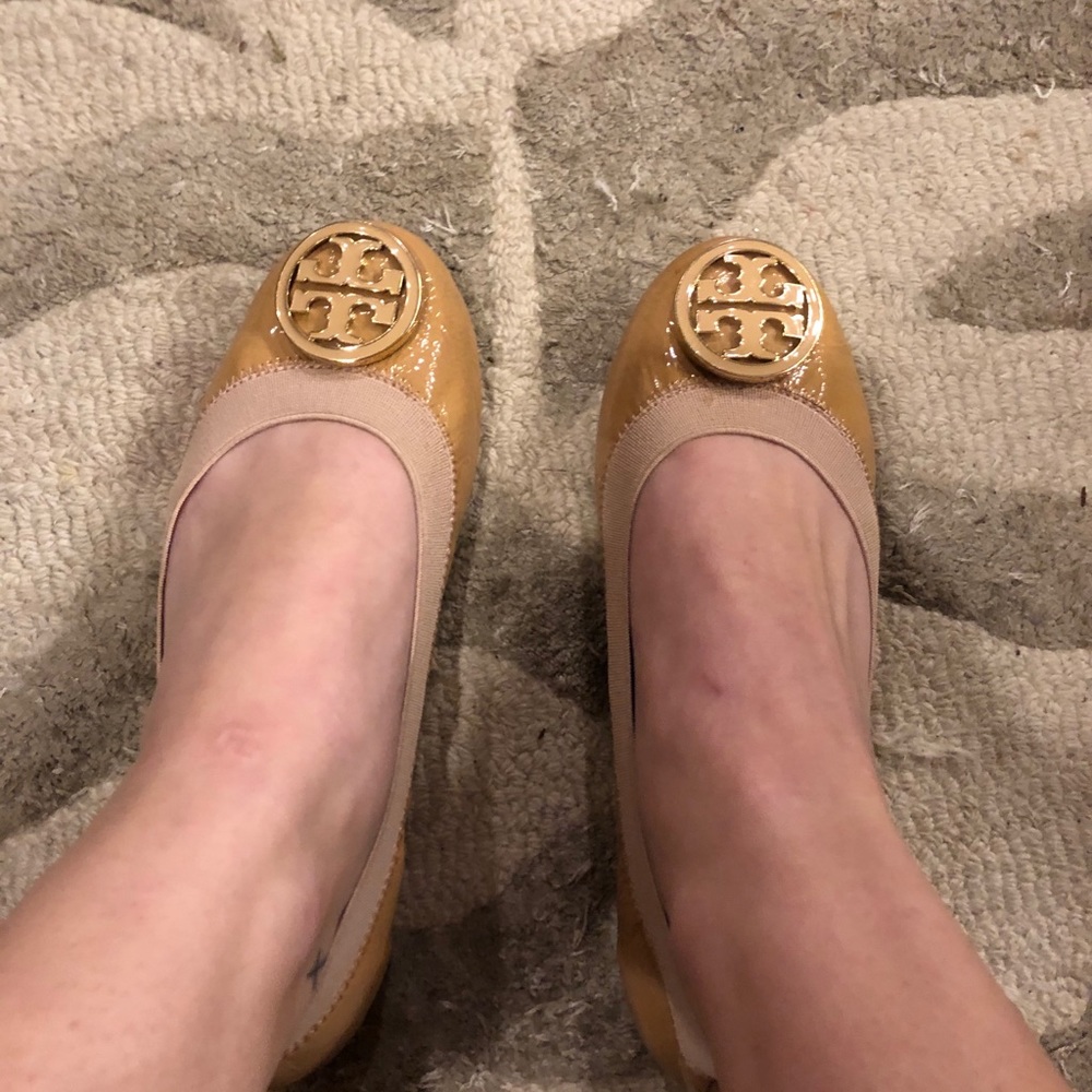 nude / tan tory burch flats - Picture 4 of 4